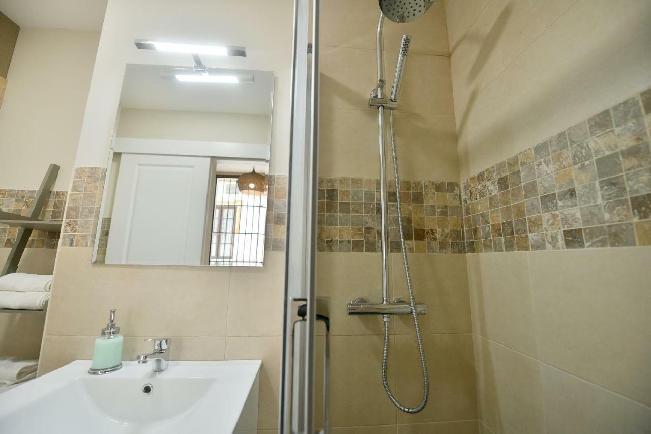 Apartamento Arenal إشبيلية المظهر الخارجي الصورة
